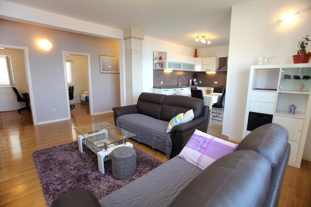 Cvita Apartments Trogir Oda fotoğraf