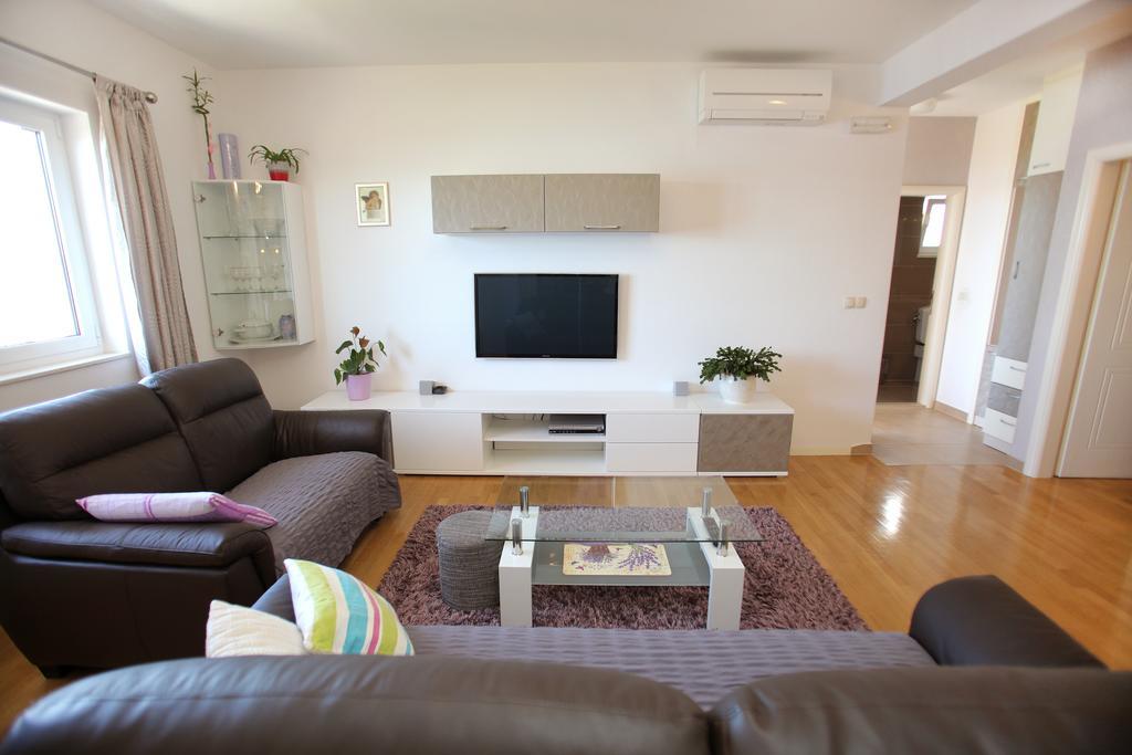Cvita Apartments Trogir Oda fotoğraf